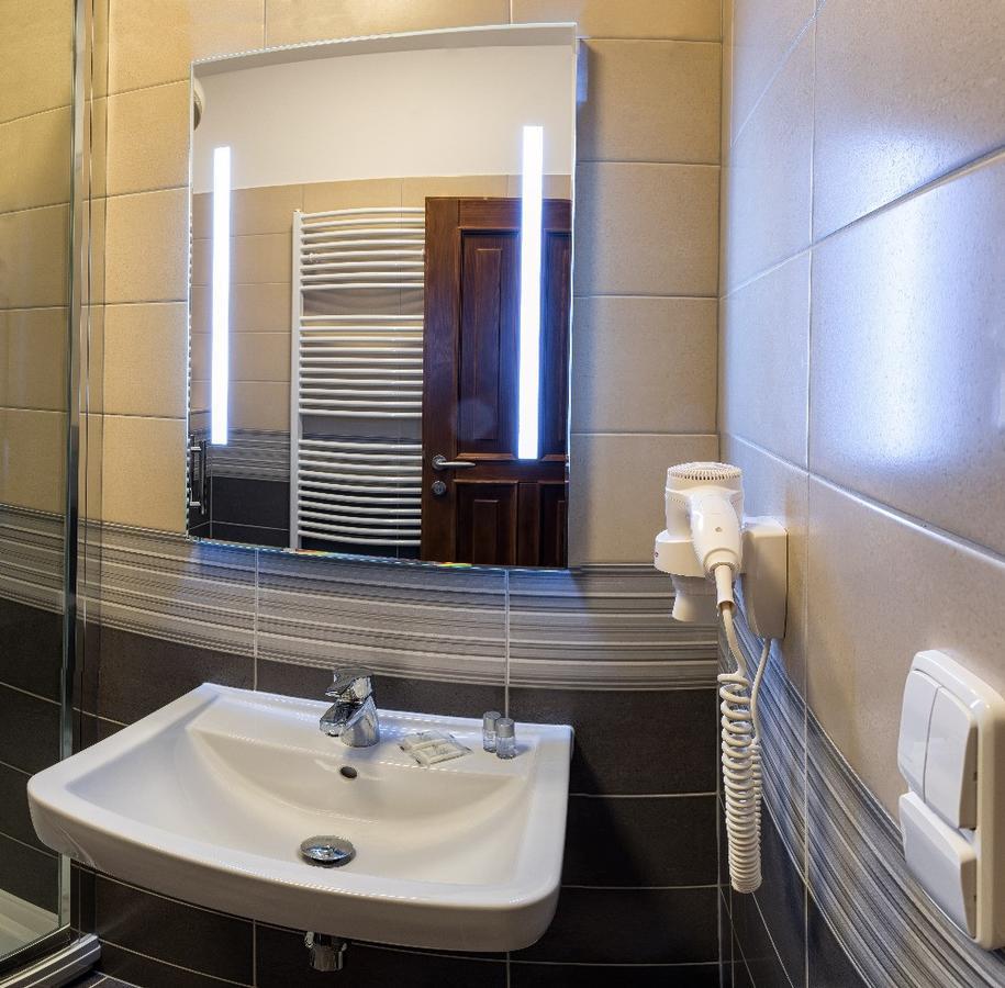 Pansky Mlyn Hotel Opava Bagian luar foto