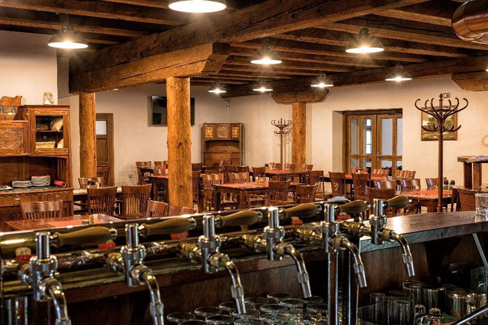 Pansky Mlyn Hotel Opava Bagian luar foto